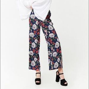 LAST WEEK TO BUY - NWT F21 Flowered Pants